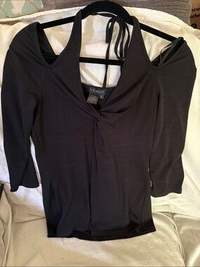 VENUS Black Twist-Front Cold-Shoulder Tunic